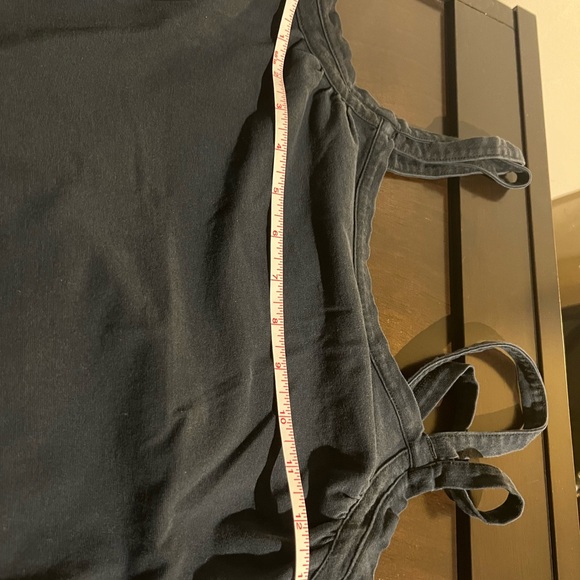 Black Patagonia woman’s dress.Double strap, falls mid thigh. 95% organic cotton. - Picture 6 of 9